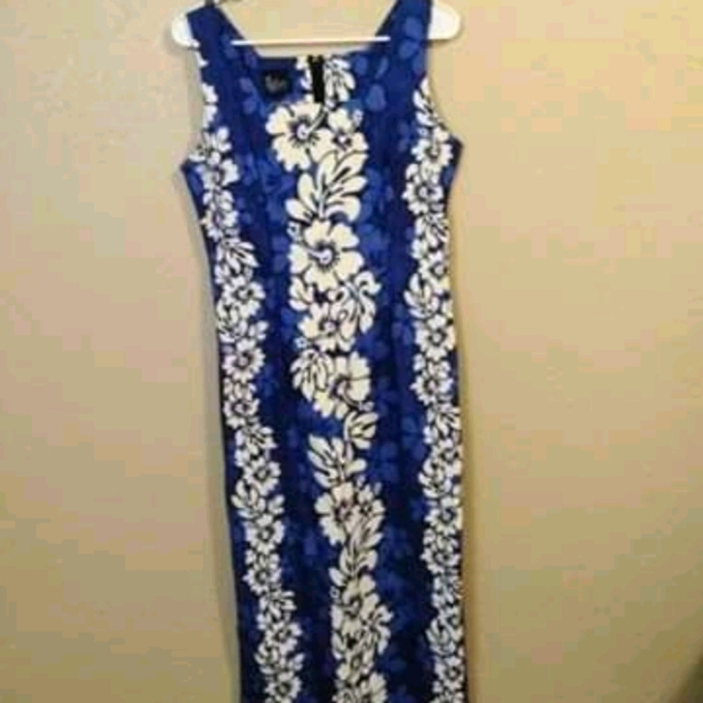 Hawaiian dress